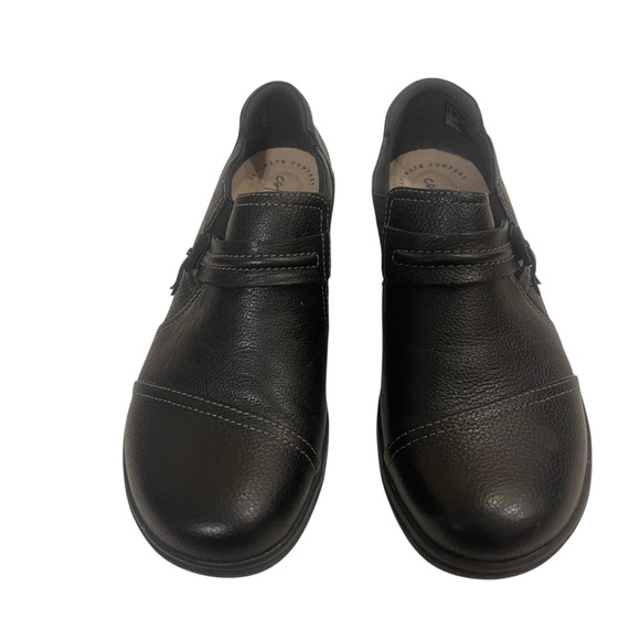 Women’s CLARKS Cheyn Madi Black Leather Slip On Shoes Loafers - Picture 2 of 5